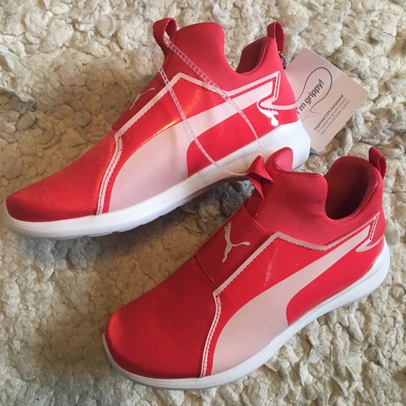 puma no tie sneakers